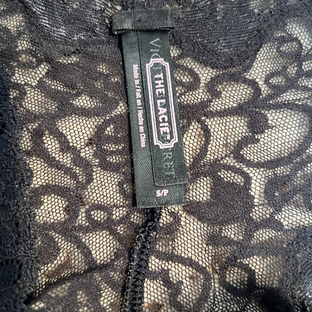 NWOT Victoria’s Secret The Lacie black lace cheeky panty - Picture 5 of 7